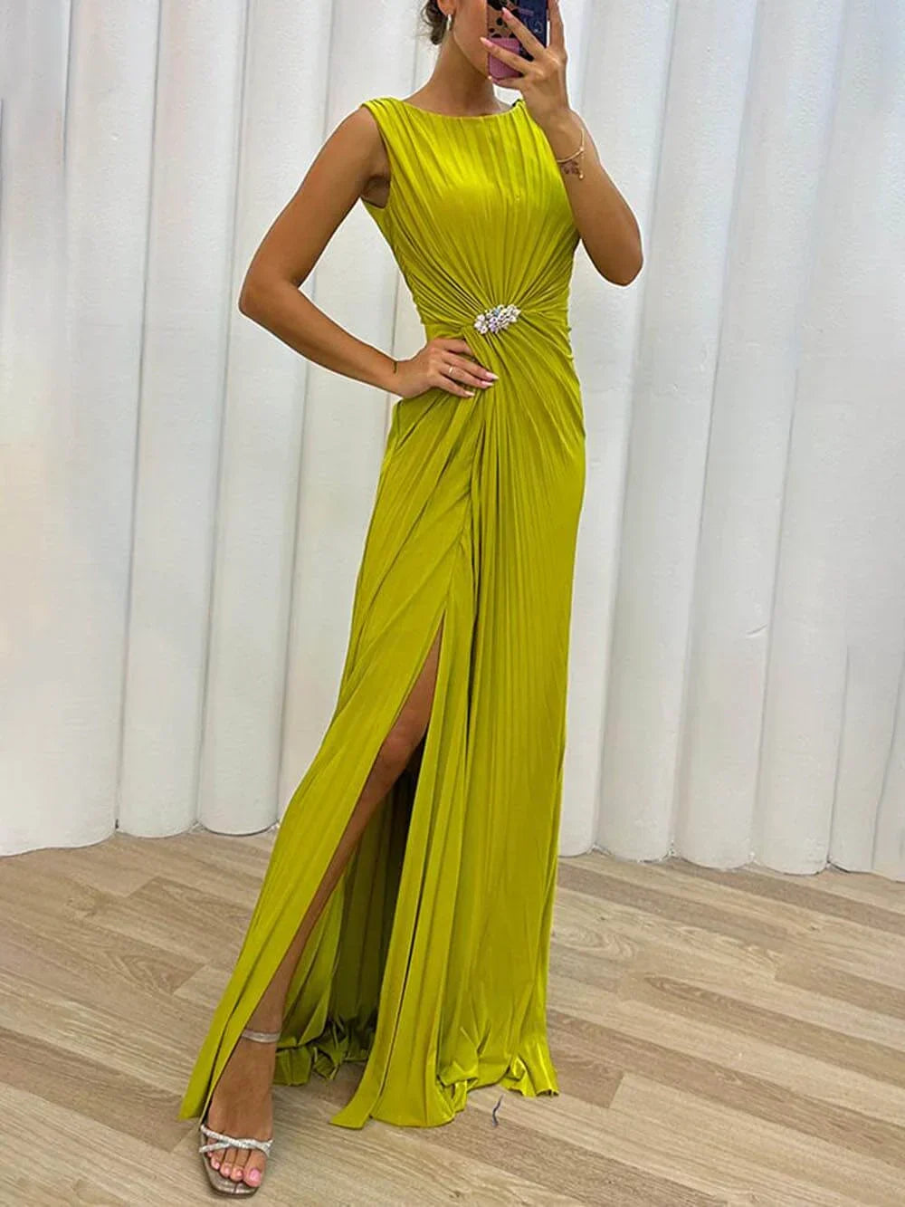 Kendra - Timeless Figure-Flattering Split Maxi Dress