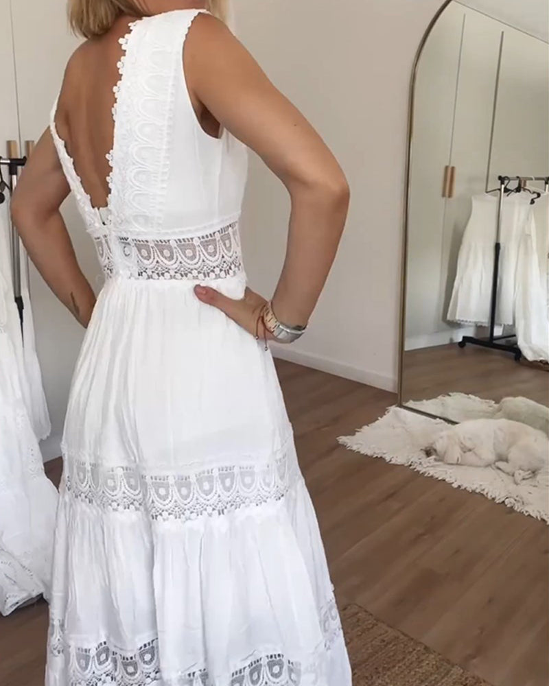 Circe – Boho Dress with V-Neck