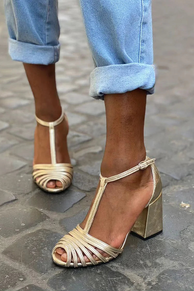 SANDALS ÉLÉGANTS AVEC T-BAR