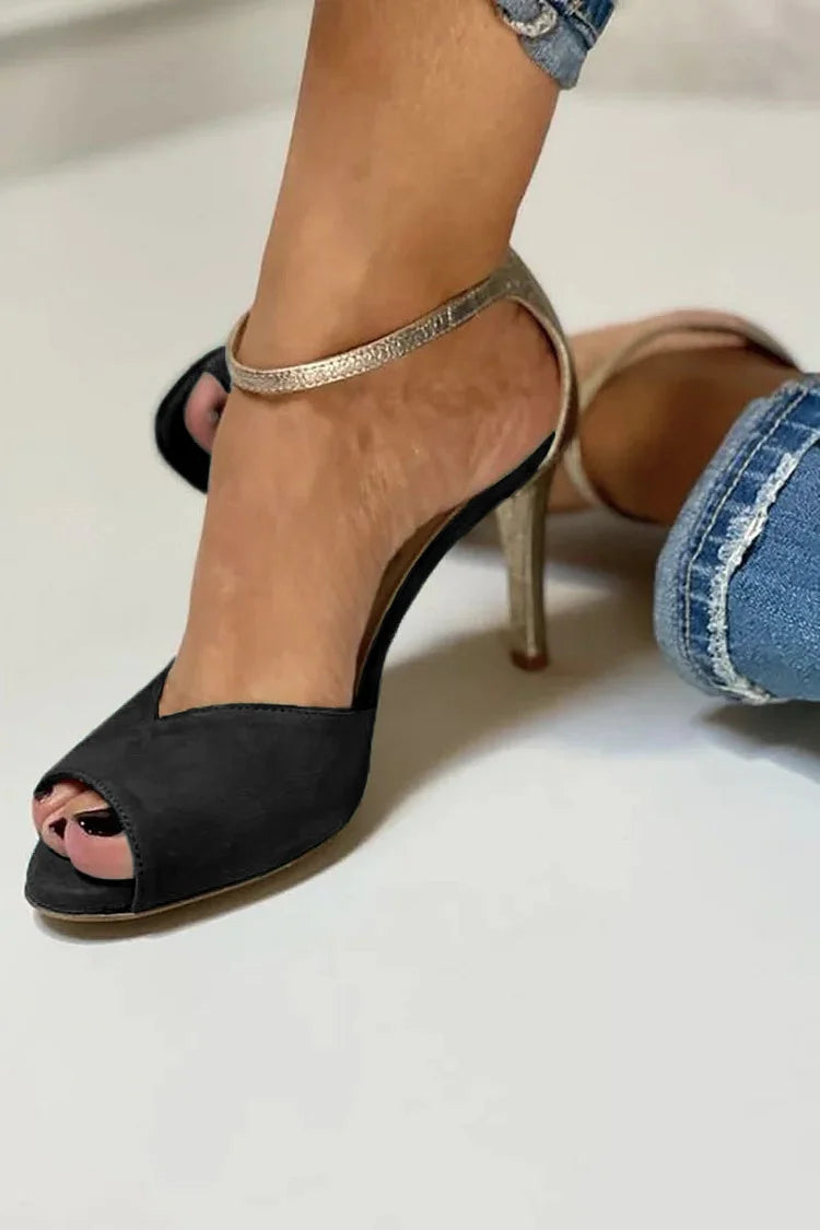 SANDALE ÉLÉGANTE AVEC BRACELET MÉTALLIQUE