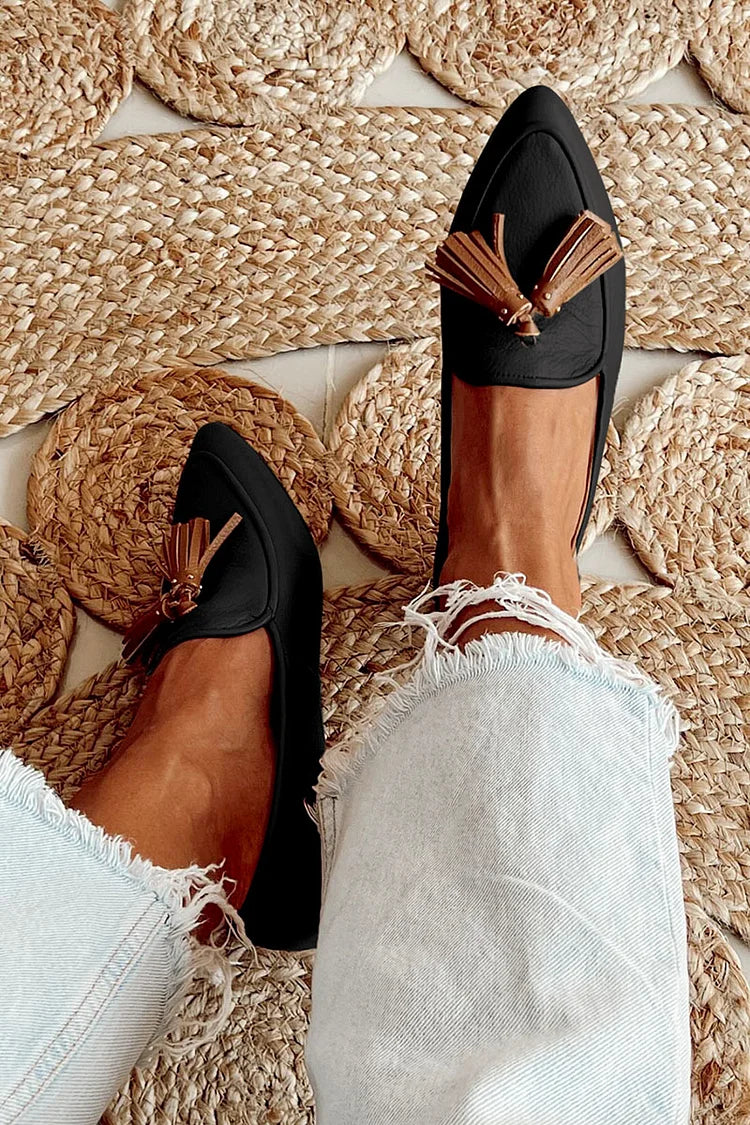 MOCASSINS À POINTE AVEC FRANGES