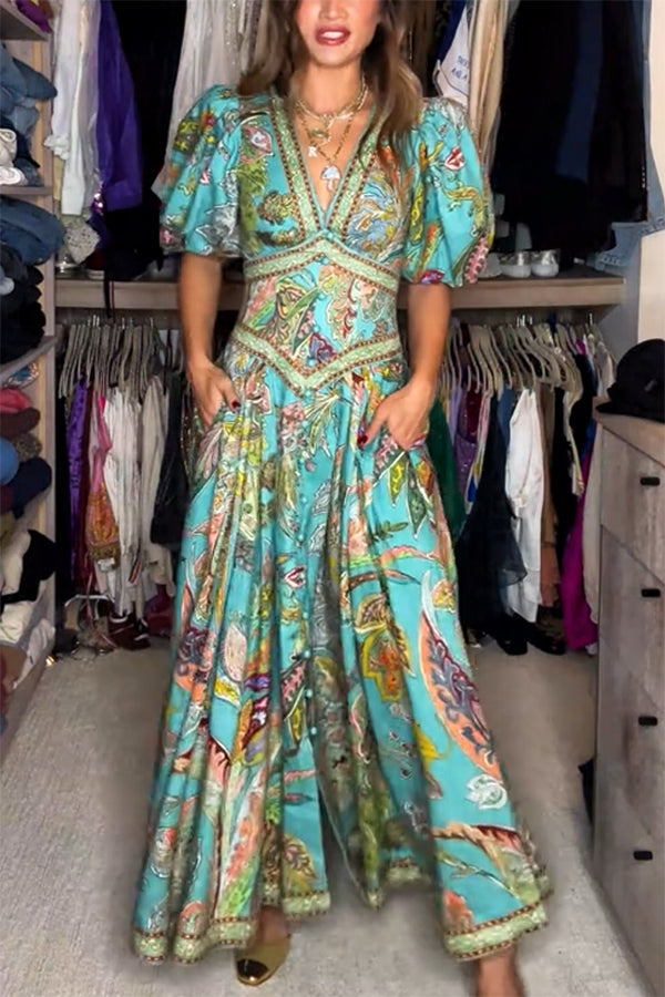 Amelia Quinn | Robe maxi aérienne avec manches bouffantes et décolleté en V