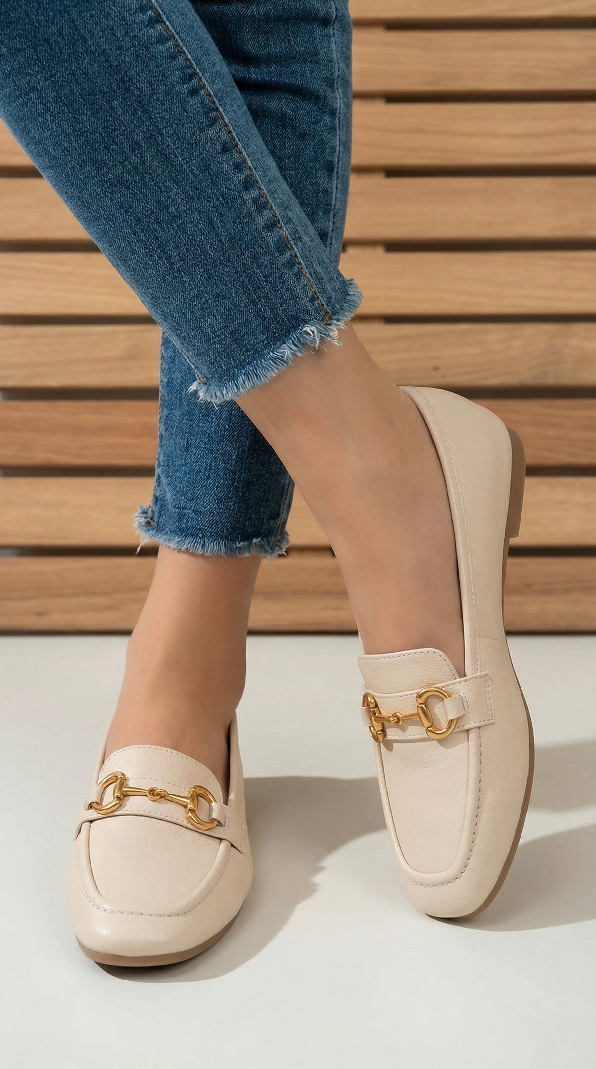 MOCASSIN ÉLÉGANT AVEC BOUCLE D'OR