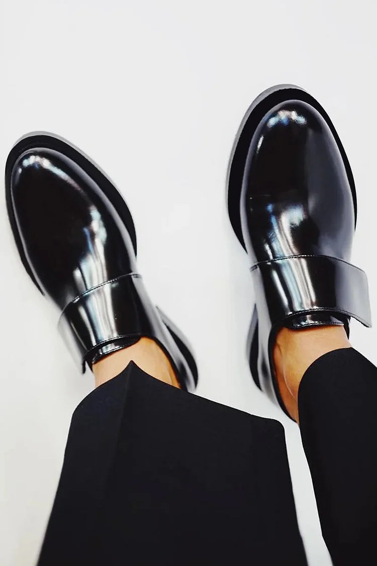 MOCASSINS BRILLANTS AVEC LARGE BANDES