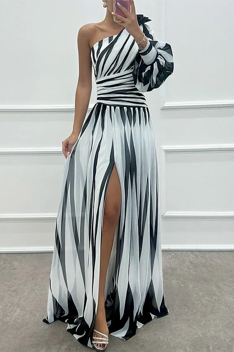 Shiloh - Robe Maxi Élégante Rayée à Une Épaule