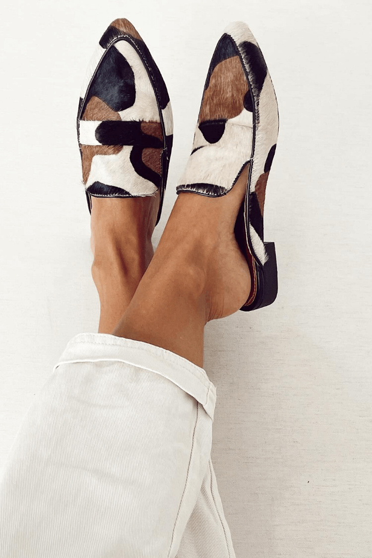 MOCCASINS AVEC DES MOTIFS ABSTRAITS