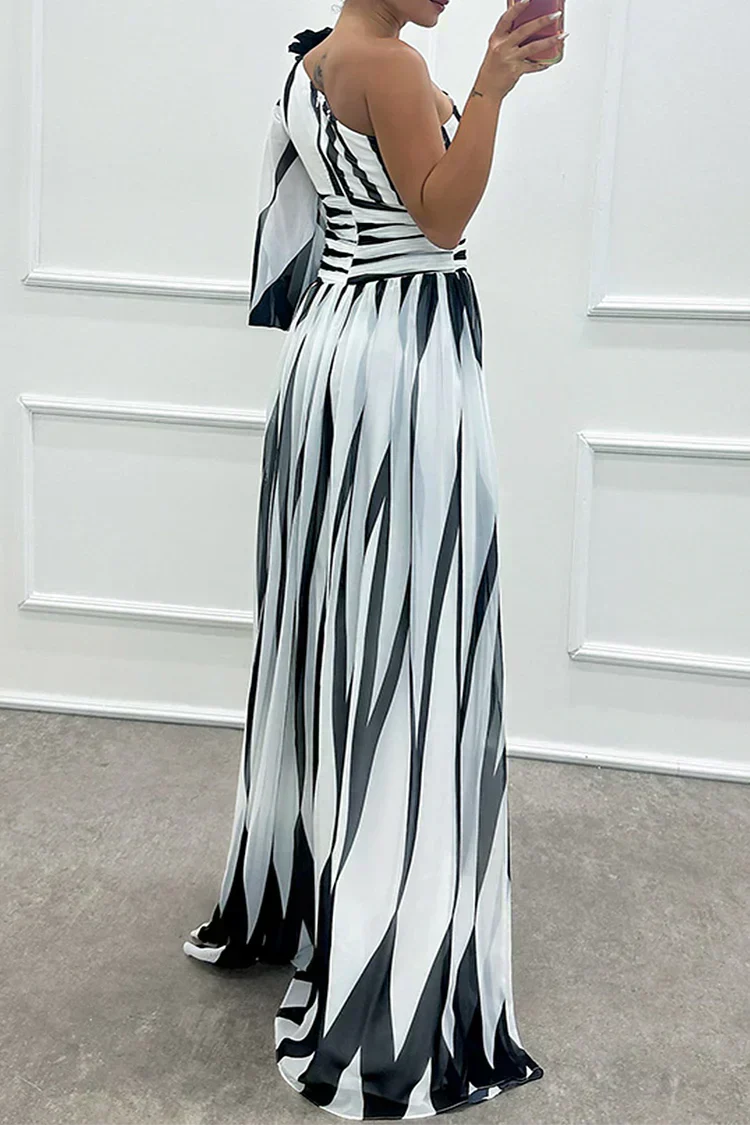 Shiloh - Robe Maxi Élégante Rayée à Une Épaule