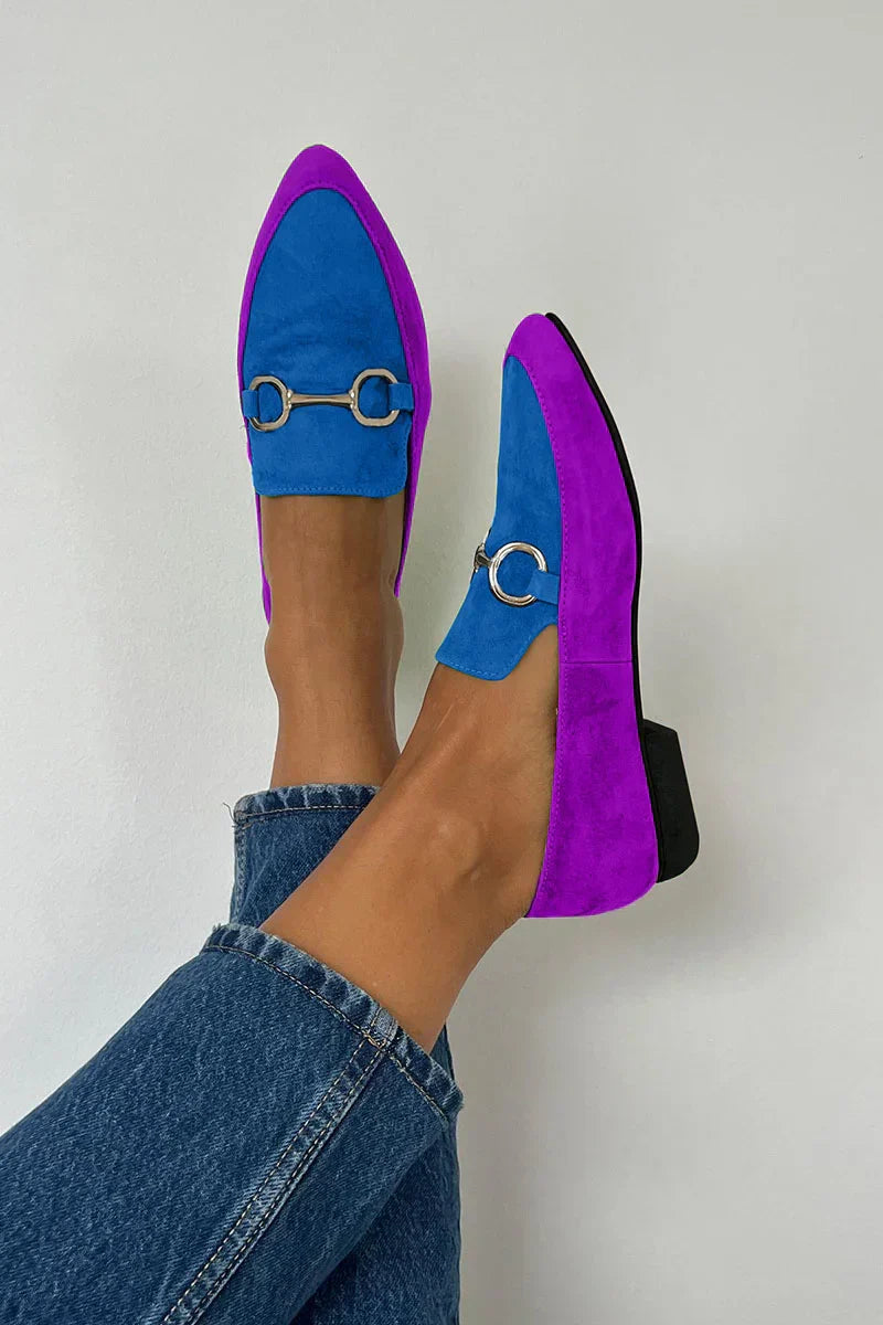 MOCASSINS AVEC DÉTAIL EN MÉTAL
