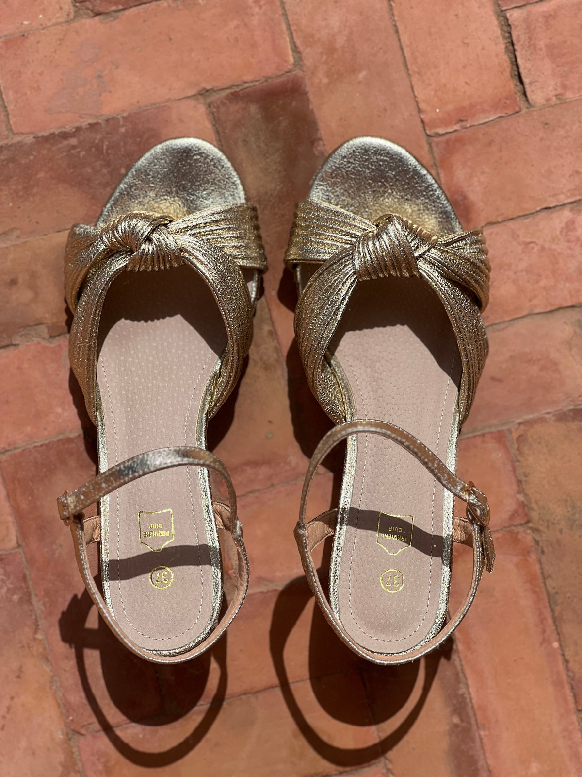 Gloria Sandals