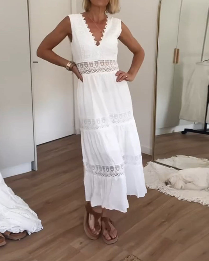 Circe – Boho Dress with V-Neck