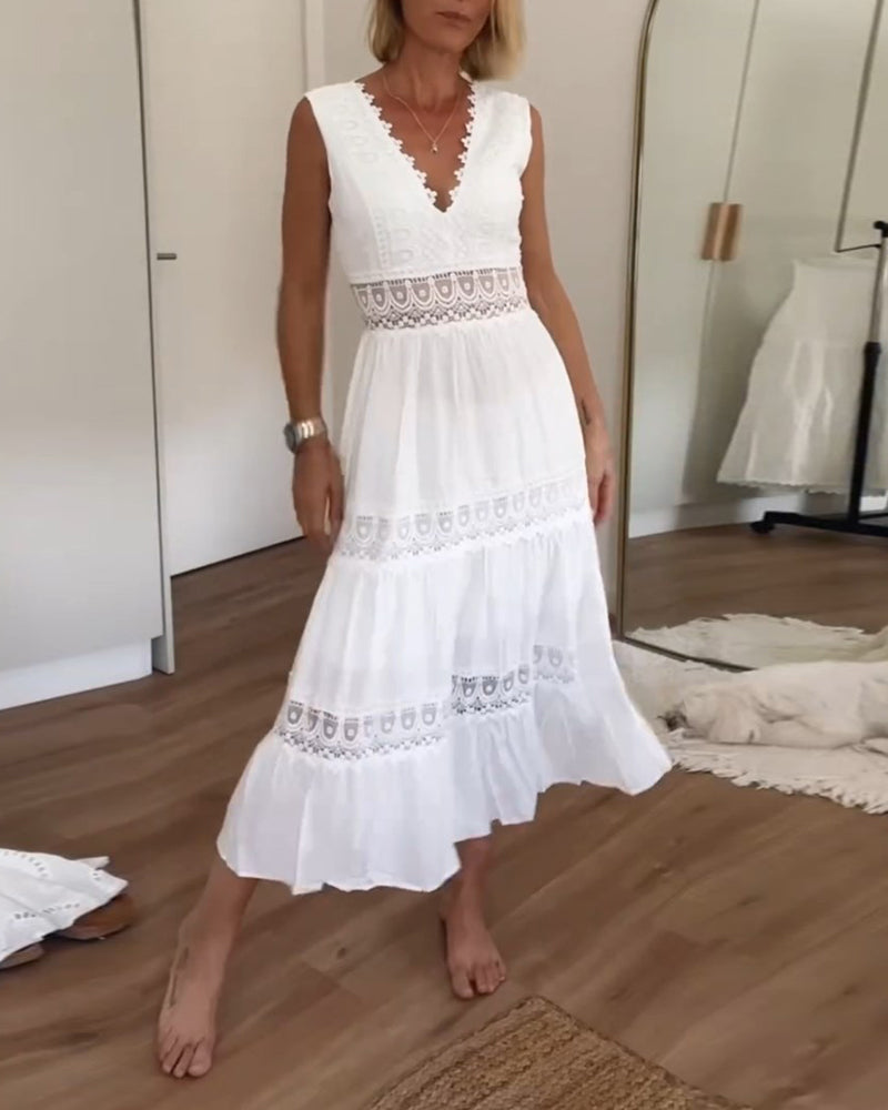 Circe – Boho Dress with V-Neck