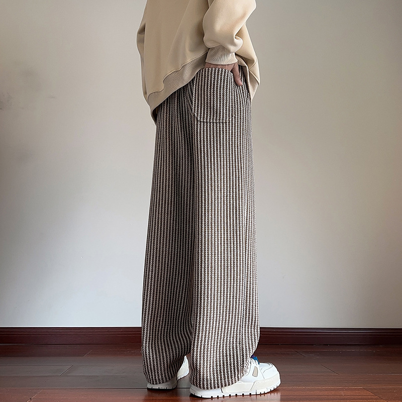 XAVIERA – PANTALONS DE SURVÊTEMENT RELAXÉS EN CHEVRON MODERNE