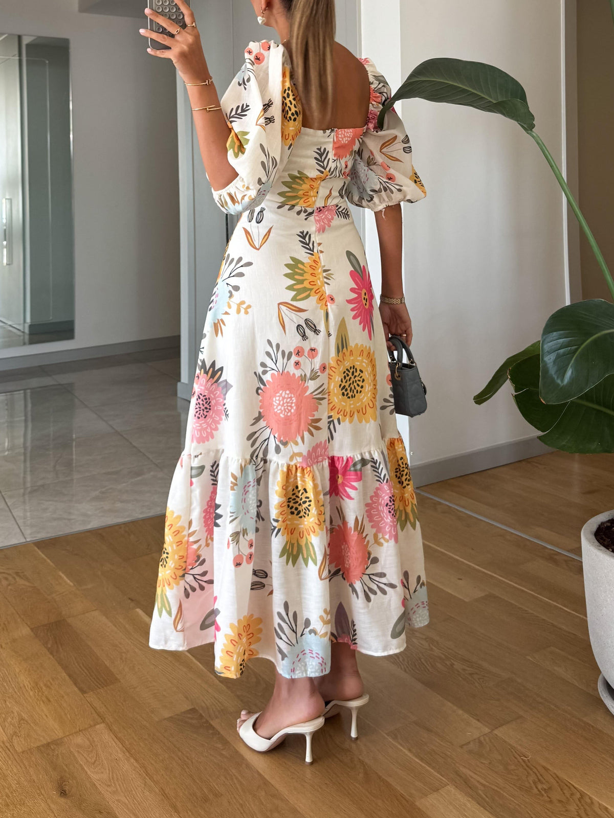 SAVINÉ™ | Elegant Dress with Square Neckline