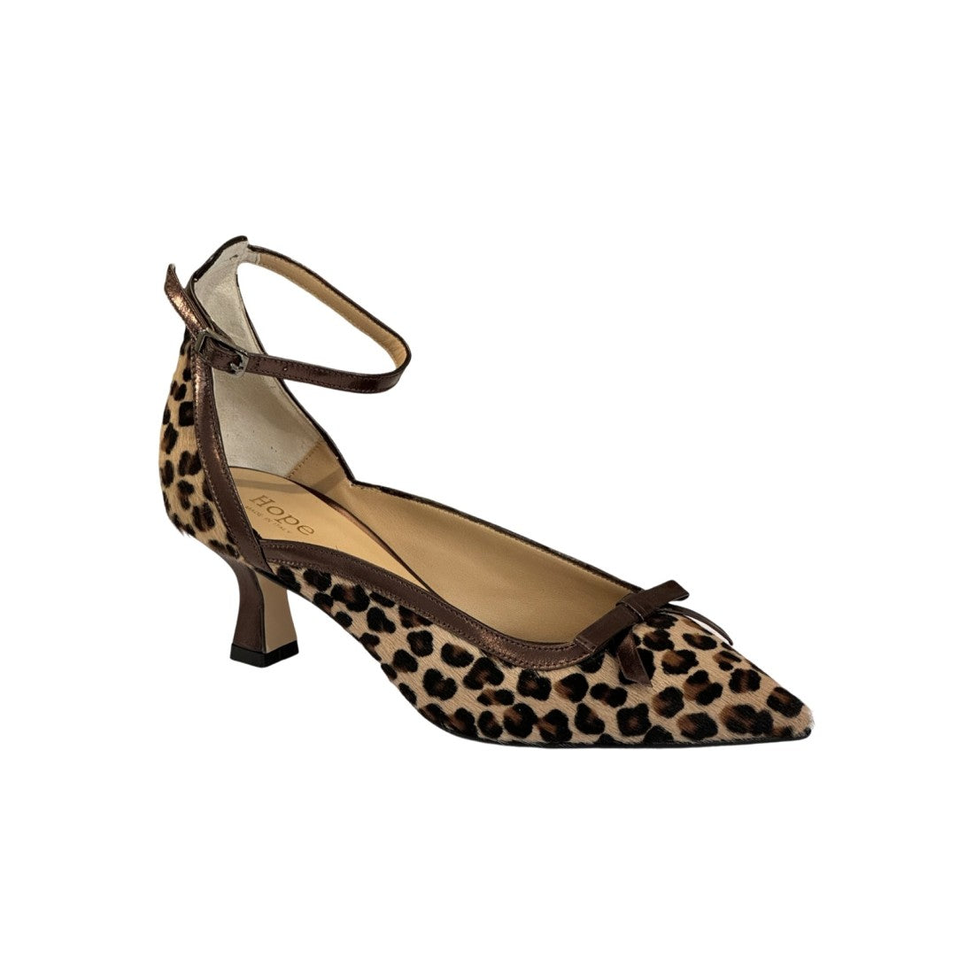 CHAUSSURES COURT AVEC IMPRIMÉ LEOPARD