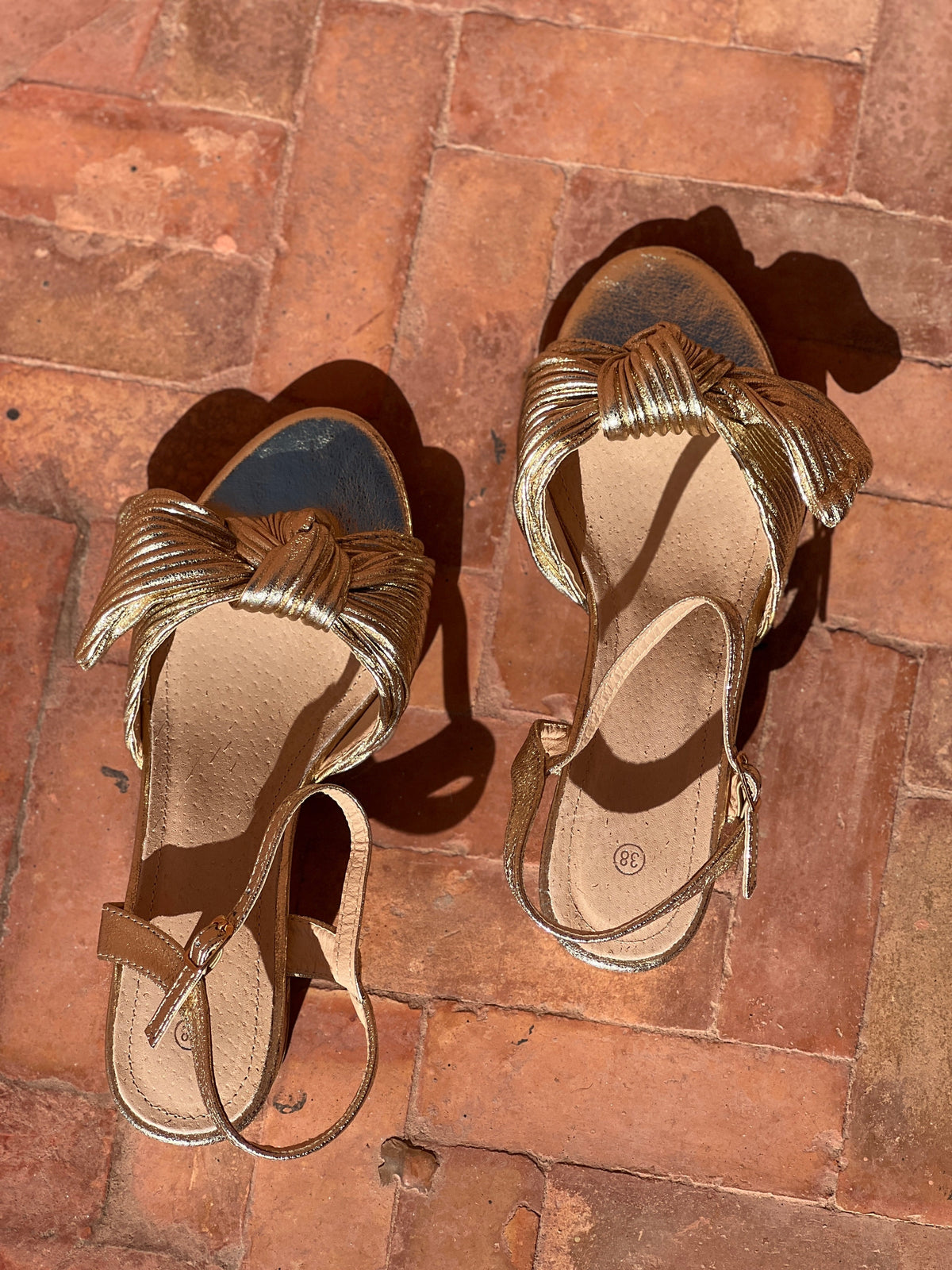 Ariane Sandals