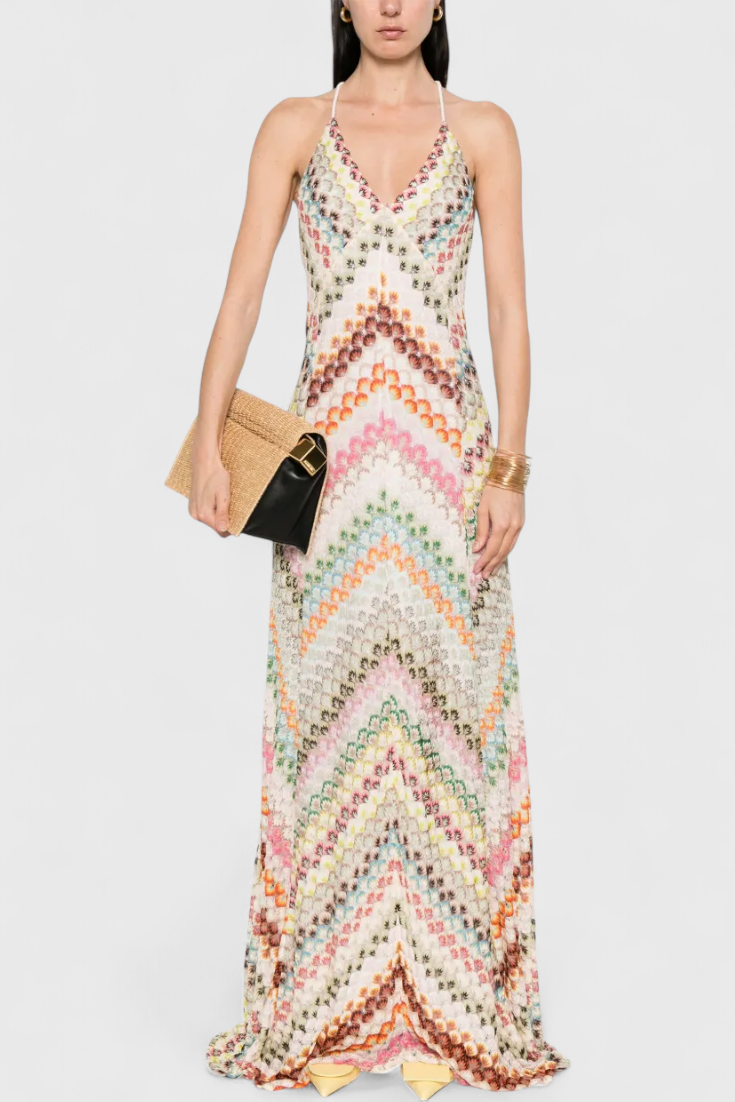 Long Agustina Dress in Lace with V-Neck and Zigzag Pattern