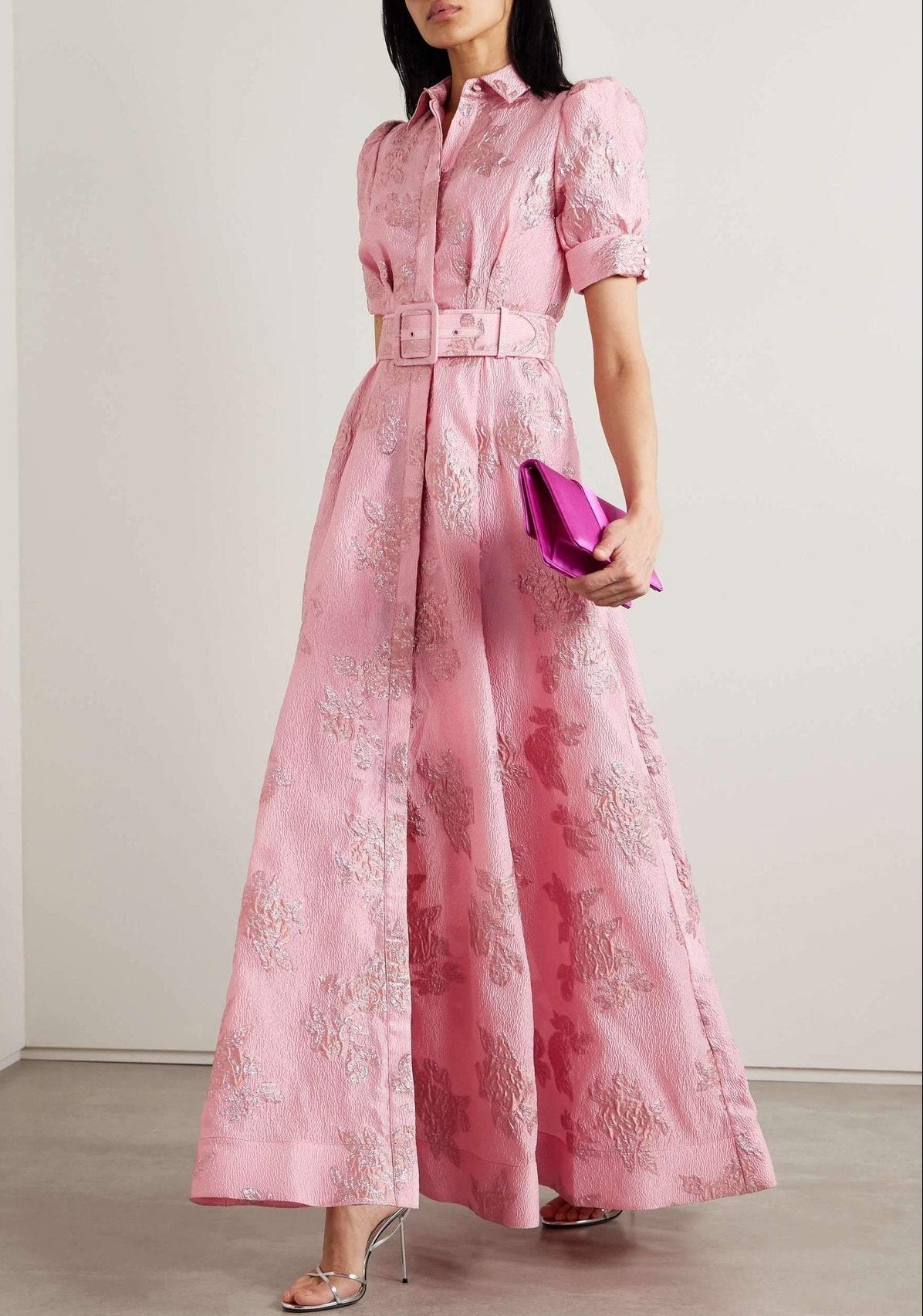 Anabella - Robe avec Manches Bouffantes Courtes