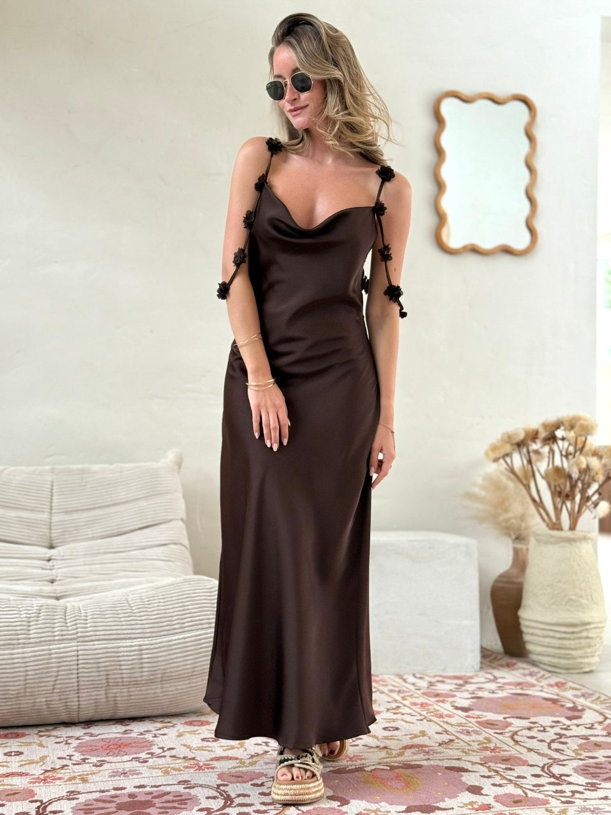 The brown Vally dress