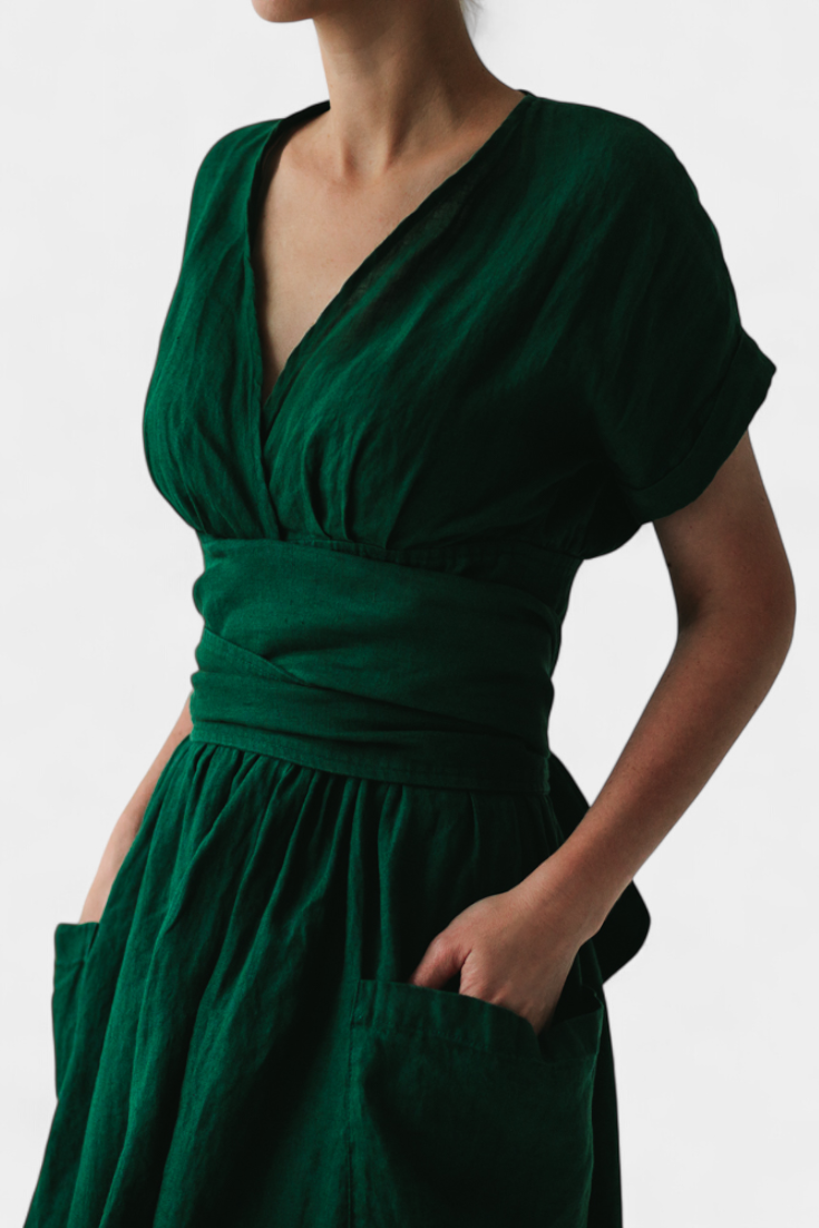 Cressida | Robe Exclusive avec Décolleté en V et Taille Ajustable